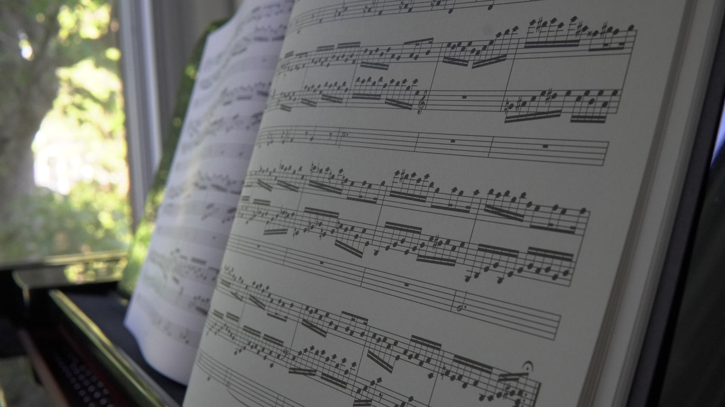 24 Preludes for Organ by Maverick W. Maready