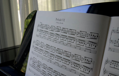 24 Preludes for Organ by Maverick W. Maready